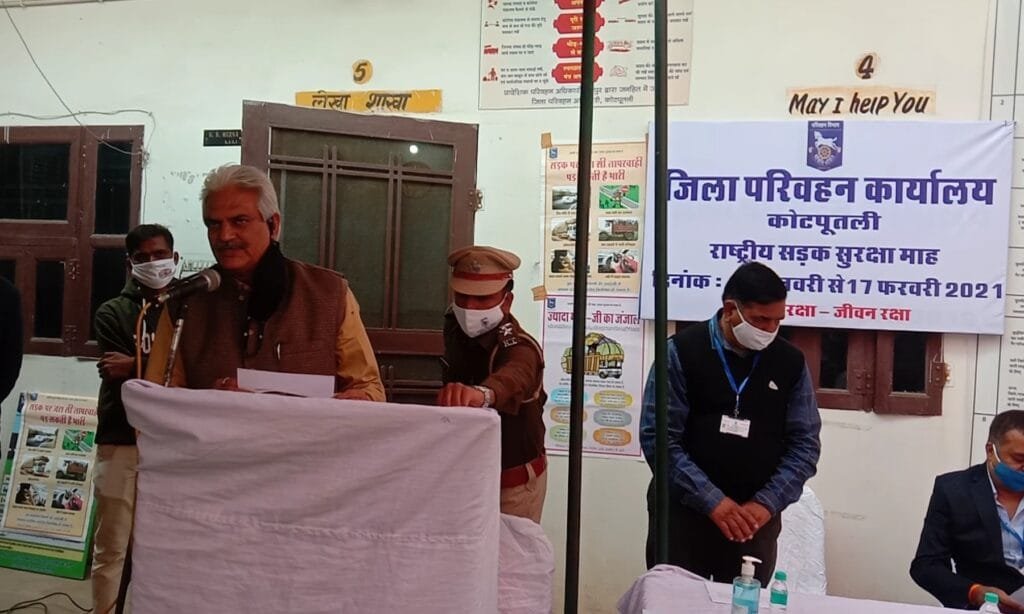 कोटपूतली सब-जेल के दो पुलिसकर्मी पावटा में दुर्घटनाग्रस्त, जयपुर रैफर 3 Two policemen of Kotputli sub-jail