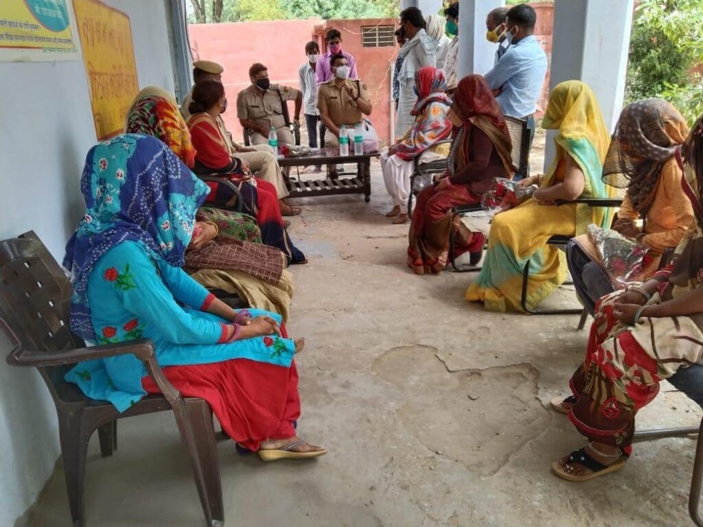 मोलाहेडा में कोरोना वॉरियर्स का किया सम्मान 1 IMG 20210531 WA0012