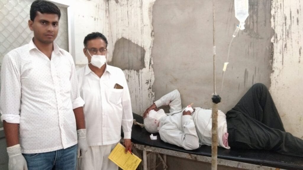पावटा सीएचसी किल्लर पॉइंट पर हादसा, बाइक सवार घायल 1 IMG 20210819 WA0006