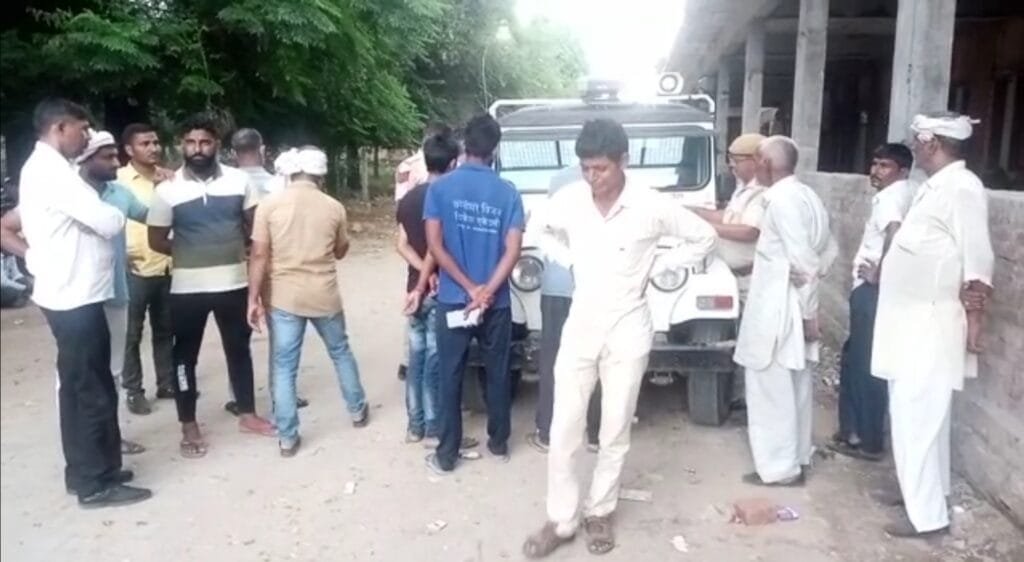 हादसा: डंपर की चपेट में आए मोटरसाइकिल सवार, एक की मृत्यु 2 Screenshot 20210921 173634 WhatsApp