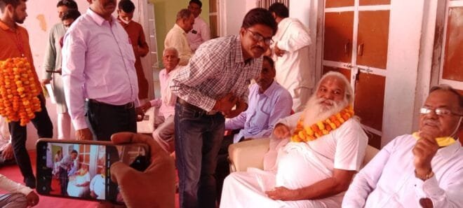 प्रजापति छात्रावास में मूर्ति अनावरण समारोह आयोजित, श्री जनार्दन दास महाराज का रहा सानिध्य 2 IMG 20211008 WA0023