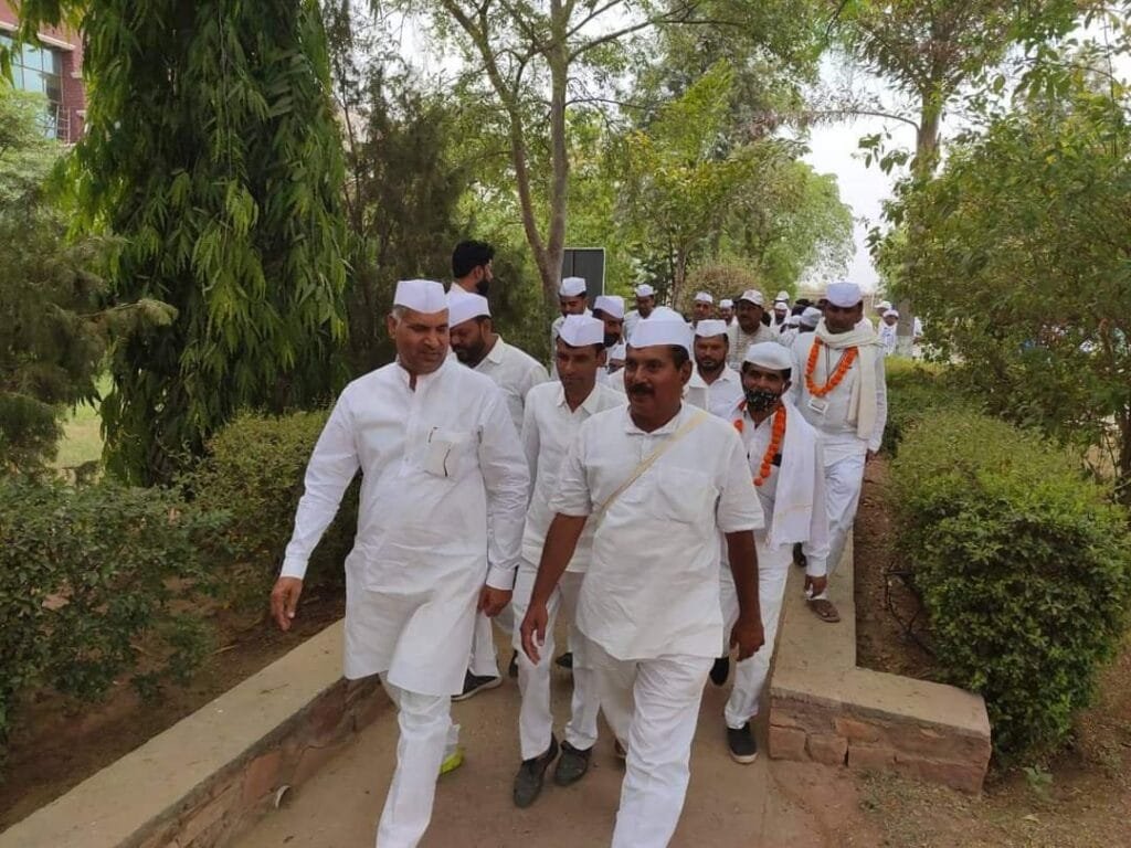 कोटपूतली पहुंची आजादी गौरव यात्रा, देखिए इस तरह हुआ स्वागत 2 fb img 16531210736708528670831382619417