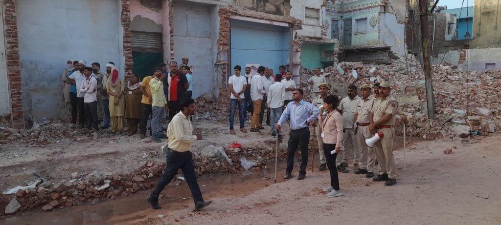 कोटपूतली: मास्टर प्लान मामला, नगर परिषद ने शुरू की 'अतिक्रमण' हटाने की कार्रवाई 2 20220821 065059