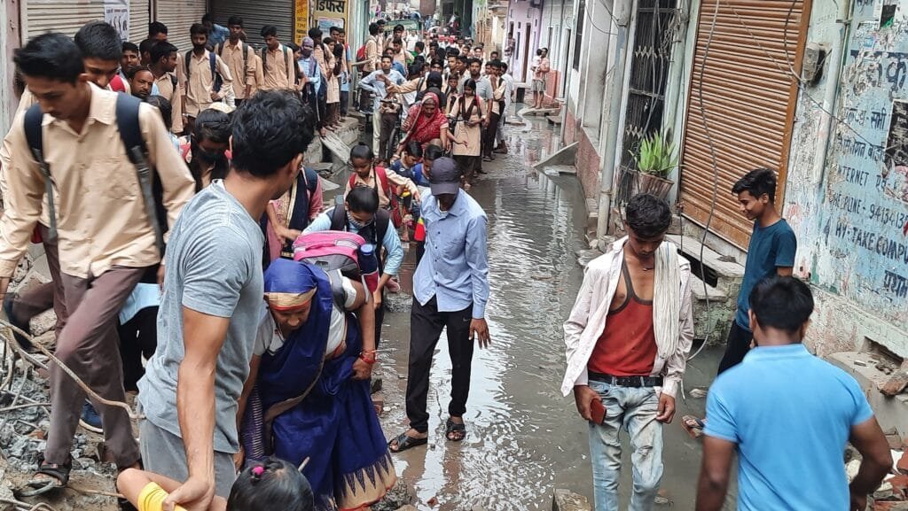 कोटपूतली : मास्टर प्लान मामला, आज सुबह से फिर गरजा 'पीला पंजा'... शहर की ऐसी तस्वीरें देखकर दंग रह जाएंगे आप 3 20220822 0728226450893344554842762