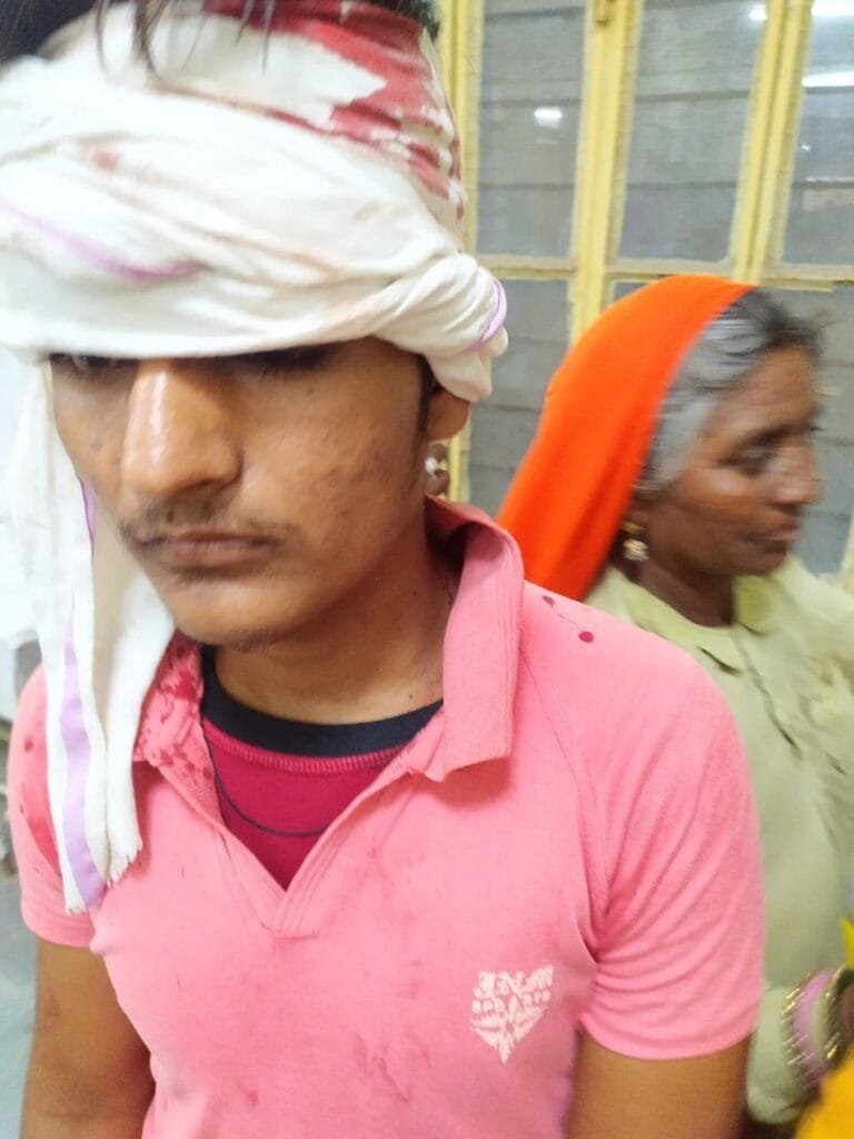 BREAKING : कोटपूतली : उछल कर दूसरी लाइन पर गिरी कार, चालक की मृत्यु, तीन घायल 2 img 20220902 wa00323257846755100255342