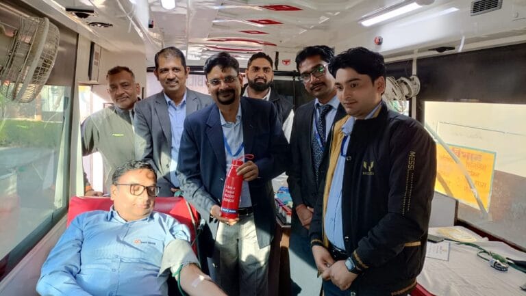 रक्तदान, 251 यूनिट रक्त एकत्रित