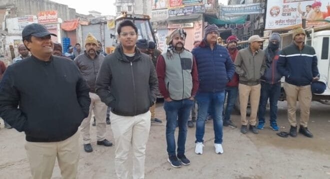Master Plan : पीले पंजे की धमक से धूजी धरती, पुलिस बंदोबस्त के बीच दुकानें ध्वस्त 3 master plan