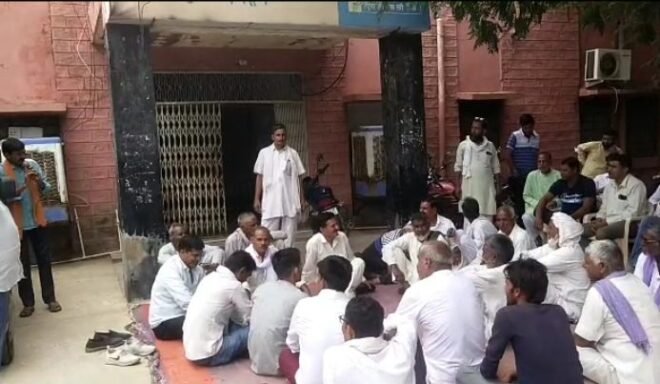 सुजानगढ़ : जिले की मांग को लेकर उपखंड कार्यालय का घेराव, धरना 1 Screenshot 20230715 103730 WhatsApp