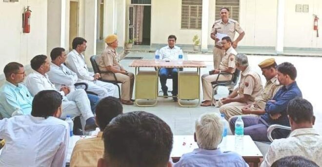 पनियाला थाना अधिकारी का तबादला, लोगों ने आयोजित किया विदाई समारोह 1 fb img 16922806406941582481839322686576