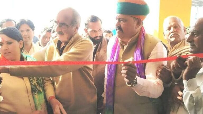 गाँव-ढ़ाणियों के विकास से ही देश व प्रदेश की प्रगति - राव राजेन्द्र सिंह 3 image_editor_output_image-1452127033-17371612385592506660415955392042.jpg