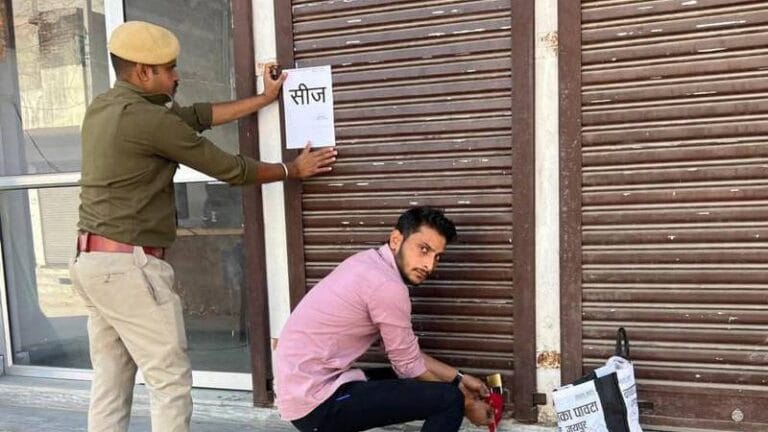 पावटा में आधा दर्जन कैफे व रेस्टोरेंट सीज, अवैध रूप से हो रहा था संचालन 1 image_editor_output_image-123692298-1739554541734356155062455192828.jpg