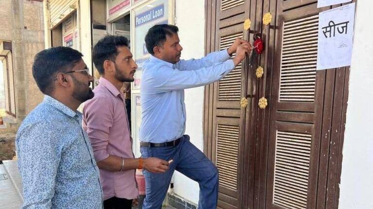 पावटा में आधा दर्जन कैफे व रेस्टोरेंट सीज, अवैध रूप से हो रहा था संचालन 2 image editor output image 462792106 17395545867637041975708142861554