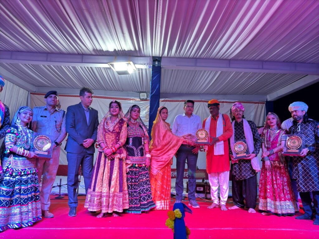 राजस्थान दिवस पर सांस्कृतिक संध्या का भव्य आयोजन, लोक कलाकारों ने मोहा मन 1 पहली बार चैत्र शुक्ल प्रतिपदा पर मनाया गया राजस्थान दिवस
