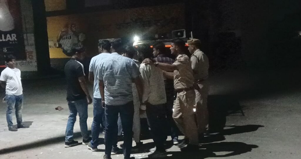 BREAKING KOTPUTLI: पुलिस ने पकड़े दर्जन भर अवैध हथियार 1 कोटपूतली पुलिस ने पकड़े दर्जन पर अवैध हथियार