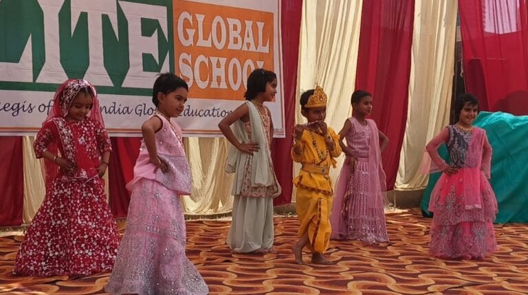 ईलिट ग्लोबल स्कूल गोनेड़ा में हनुमान जयंती पर हुआ भव्य समारोह, छात्रों ने दिखाया उत्साह 1 screenshot_2025-04-12-19-33-49-47_99c04817c0de5652397fc8b56c3b38176859654246424388606.jpg