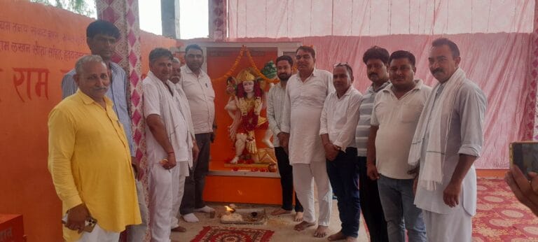 जालावास मनेठी में बाबा जाट वाले का विशाल भंडारा व रागनी कंपटीशन का आयोजन व मूर्ति अनावरण कार्यक्रम सम्पन्न 4 20250527_1347045820722851219742863.jpg