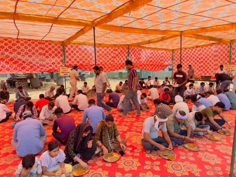 श्री श्याम मंदिर पर शुक्ल पक्ष एकादशी पर भंडारे का आयोजन 3 img-20250508-wa01608751270858374489758.jpg