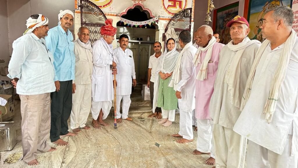 खोहरी गांव में बाबा भौमिया का भंडारे का आयोजनभाजपा नेत्री अंजली यादव ने लगाई हाजिरी 2 img 20250513 wa01701854798702098781510