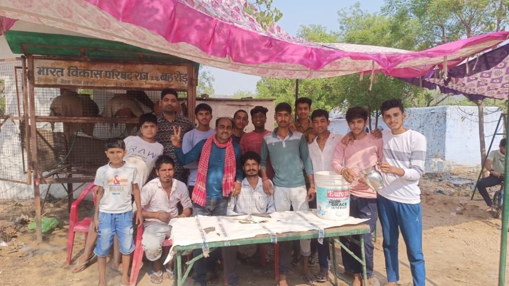 नाघोडी में ग्रामीणों ने मिलकर लगाई मीठे पानी का प्याऊ, गर्मी से राहत के लिए की सेवा 3 img 20250526 wa00731927149134497075806