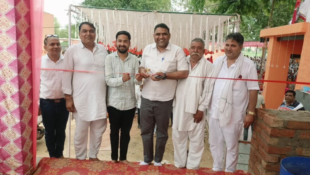 जालावास मनेठी में बाबा जाट वाले का विशाल भंडारा व रागनी कंपटीशन का आयोजन व मूर्ति अनावरण कार्यक्रम सम्पन्न 2 img 20250527 wa01075632381966666318590