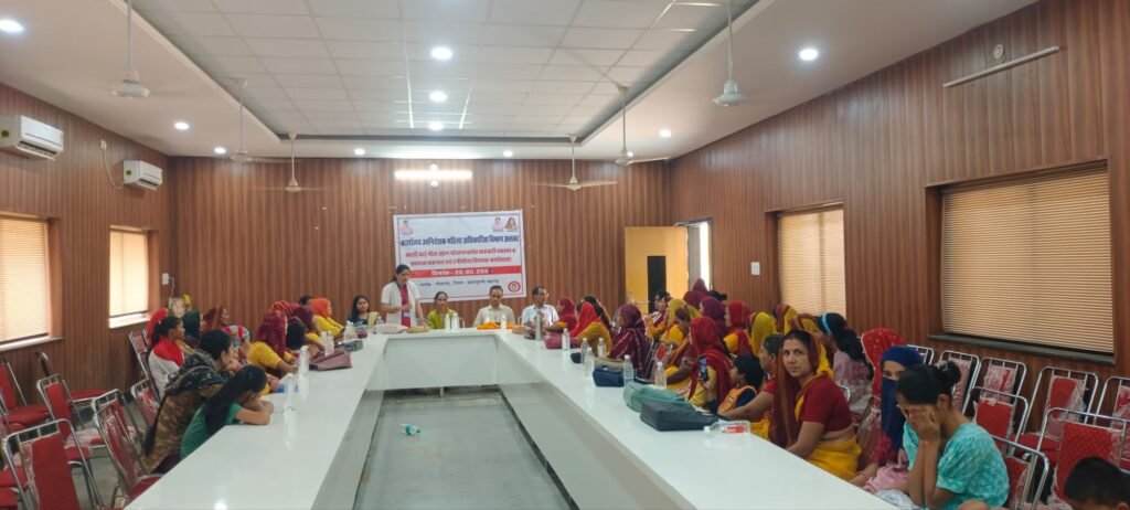 महिला अधिकारिता विभाग अलवर ने कालीबाई भील उड़ान योजना के तहत आयोजित की कार्यशाला 3 img 20250528 wa00384888502096874115666