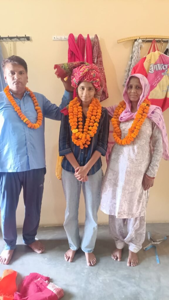 राजकीय स्कूल जालावास की बेटियों ने रचा इतिहास, 12वीं और 10वीं में हासिल किए शानदार अंक 2 img 20250531 wa00782110835808049276698