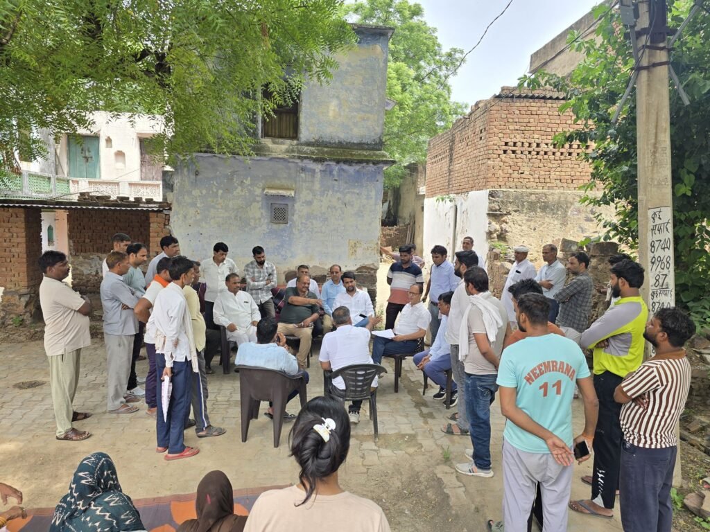 विद्युत विभाग के संविदा कर्मी कैलाश मेघवाल की करंट लगने से मौत, परिजनों को दी गई 15 लाख की सहायता राशि 3 img 20250710 wa00758759403758123334641