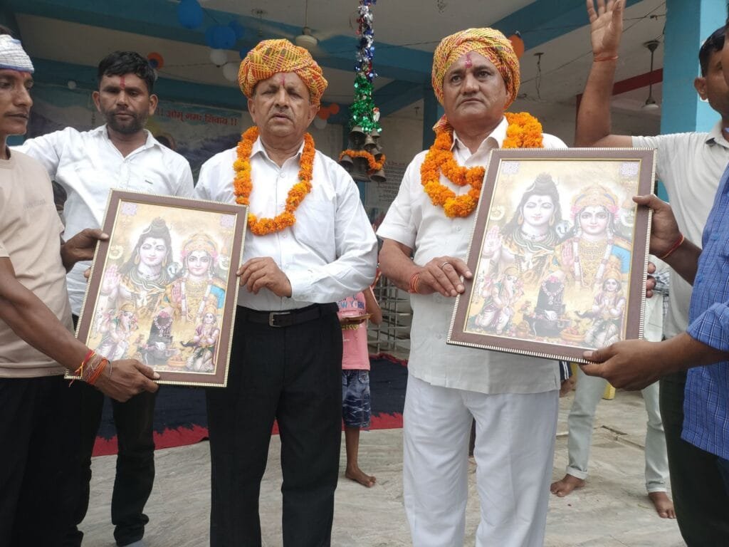 17वीं सुपर फास्ट डाक कावड़ यात्रा के लिए शिव भक्तों ने दिखाई हिम्मत और समर्पण 3 img 20250716 wa00766544491452508701890