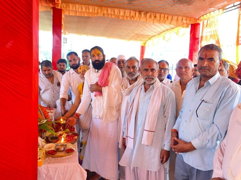 कोटपूतली : 25वें शिव कांवड़ सेवा शिविर का भव्य शुभारंभ 2 img-20250717-wa00282951740969801246052.jpg