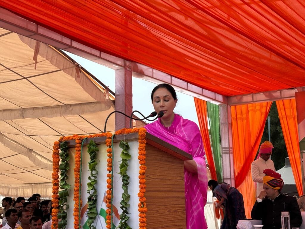 कोटपूतली में स्वतंत्रता दिवस का जिला स्तरीय समारोह देशभक्ति की उमंग के साथ संपन्न 6 img 20250815 wa01253885169902103425842