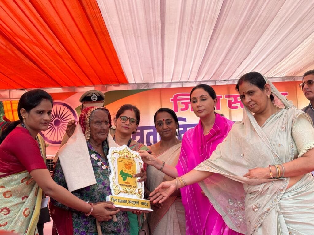 कोटपूतली में स्वतंत्रता दिवस का जिला स्तरीय समारोह देशभक्ति की उमंग के साथ संपन्न 8 img 20250815 wa01307397601913698617866
