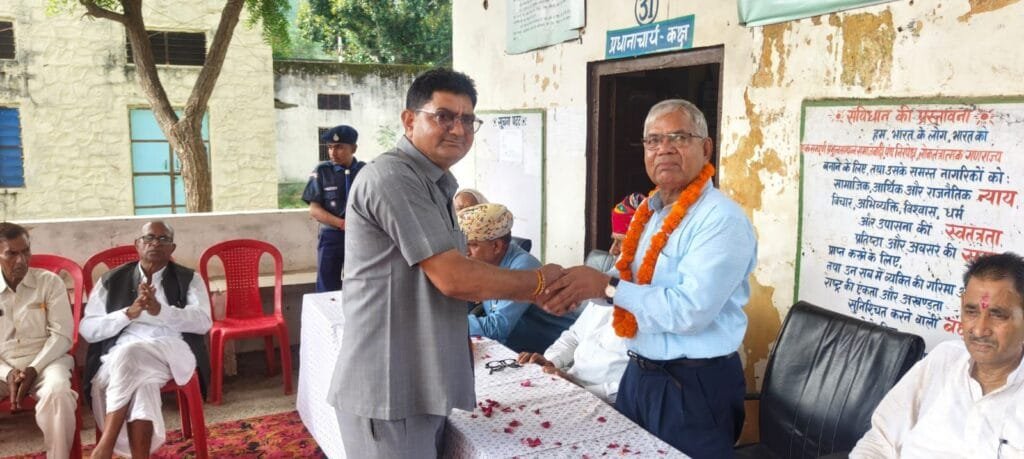 बनेठी विद्यालय में स्वतंत्रता दिवस समारोह का आयोजन, छात्र-छात्राएं सम्मानित 3 img 20250816 wa0037769374445389234871