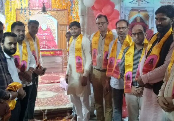 नीमराना में धूमधाम से मना श्याम जन्मोत्सव, भक्तों की उमड़ी भीड़* 18 img-20251102-wa00882692348967518811659.jpg