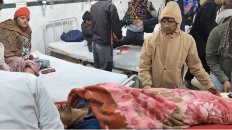 पावटा में रोडवेज बस व पिकअप की भिड़ंत, 32 यात्री घायल — अस्पताल में अलर्ट, कई रेफर पावटा में रोडवेज बस व पिकअप की भिड़ंत, 32 यात्री घायल