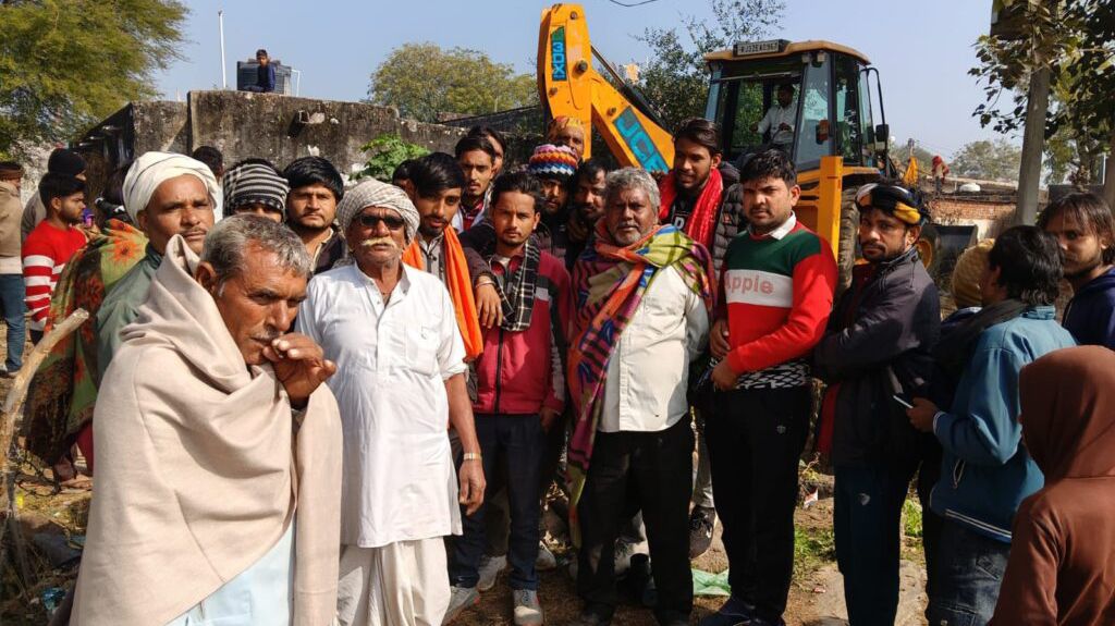 चेतना की मौत से भी नहीं चेता प्रशासन: खुले कुएं में तीन दिन तड़पकर मर गया गौवंश