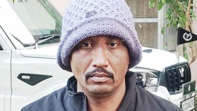 कोटपूतली-बहरोड़ पुलिस की बड़ी कार्रवाई — 100 से ज्यादा पुलिसकर्मियों ने दी दबिश, 25 गिरफ्तार, 41 डिटेन कोटपूतली-बहरोड़ पुलिस की बड़ी कार्रवाई — 100 से ज्यादा पुलिसकर्मियों ने दी दबिश, 25 गिरफ्तार, 41 डिटेन