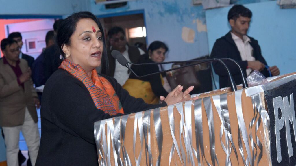 पावटा के नवोदय विद्यालय में गणतंत्र दिवस की पूर्व संध्या पर एल्यूमिनी मीट व वार्षिकोत्सव