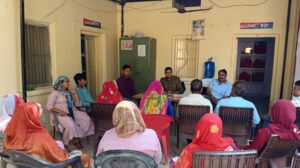 कोटपूतली-बहरोड़ जिले के प्रागपुरा थाना परिसर में शांति समिति की बैठक आयोजित कोटपूतली-बहरोड़ जिले के प्रागपुरा थाना परिसर में शांति समिति की बैठक आयोजित