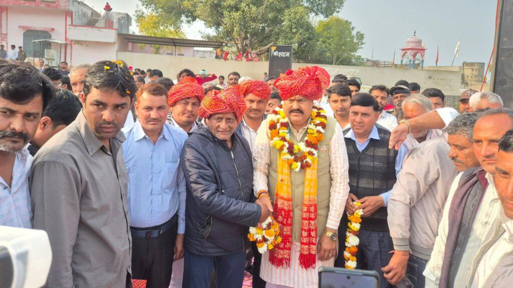 पावटा क्षेत्र में सड़क, स्वास्थ्य और सुविधा — गांव की तकदीर बदलने का संकल्प : हंसराज पटेल