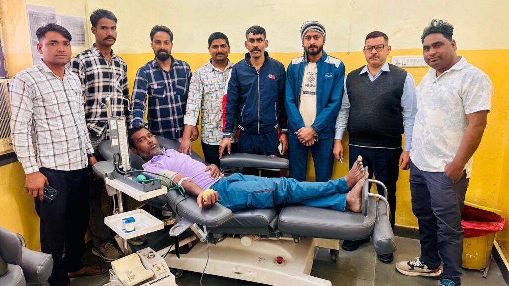 कोटपूतली-बहरोड़ जिला के बीडीएम जिला अस्पताल में स्वैच्छिक रक्तदान