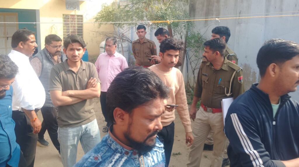 पावटा में स्वर्णकारों के लाखों के आभूषण लेकर कारीगर फरार, थाने में रिपोर्ट दर्ज