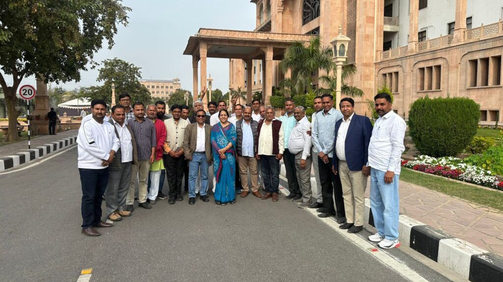 पावटा ब्लॉक के वरिष्ठ नागरिकों ने जयपुर में देखी विधानसभा कार्यवाही