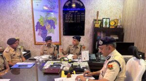 कोटपूतली-बहरोड़ जिला एसपी देवेंद्र कुमार बिश्नोई ने ली अपराध गोष्ठी