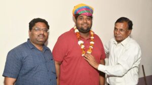 कोटपूतली-बहरोड़ जिले की आरुषि अग्रवाल का गुजरात ज्यूडिशियल सर्विसेज में चौथा स्थान हासिल करने पर सम्मान कोटपूतली-बहरोड़ जिले की आरुषि अग्रवाल का गुजरात ज्यूडिशियल सर्विसेज में चौथा स्थान हासिल करने पर सम्मान