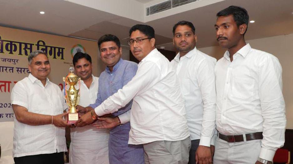 पावटा के प्रागपुरा जीएसएस को राज्य स्तरीय सम्मान, सहकारिता क्षेत्र में उत्कृष्ट कार्य के लिए मिली पहचान