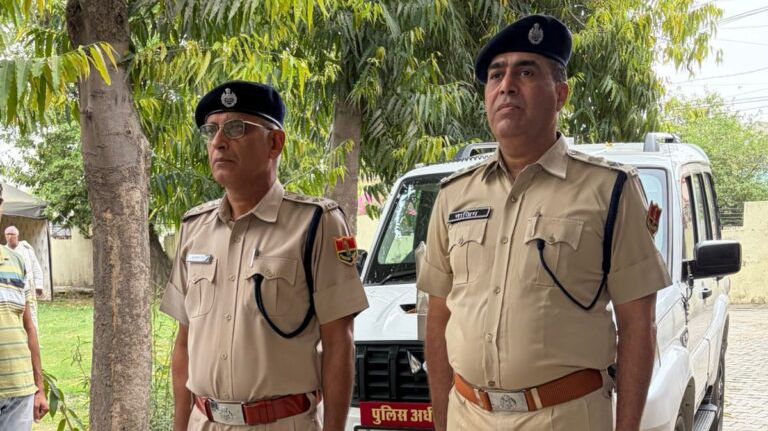 कोटपूतली-बहरोड़ जिले में सामूहिक राष्ट्रगान, ‘वंदे मातरम्’ से गुंजायमान हुआ वातावरण कोटपूतली-बहरोड़ जिले में सामूहिक राष्ट्रगान, ‘वंदे मातरम्’ से गुंजायमान हुआ वातावरण