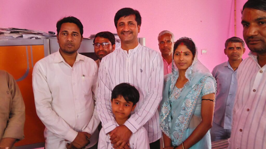 कोटपूतली-बहरोड़ जिला महिला कांग्रेस उपाध्यक्ष रेखा यादव के जन्मदिन पर रक्तदान शिविर, 57 यूनिट रक्त संग्रहित