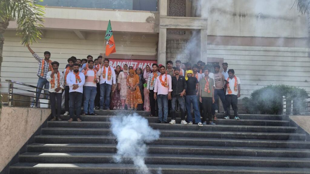 पावटा में भाजपा के 47वें स्थापना दिवस पर भव्य आयोजन