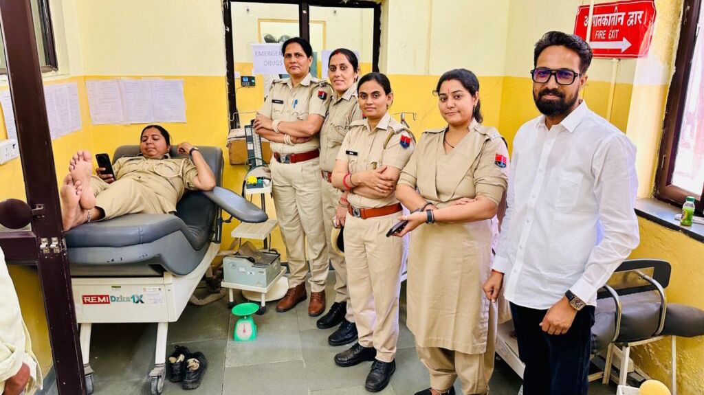 राजस्थान पुलिस स्थापना दिवस पर बीडीएम अस्पताल में रक्तदान शिविर