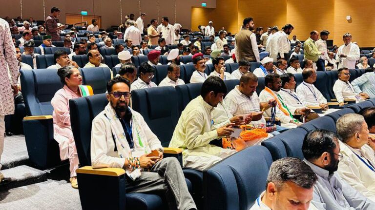 कोटपूतली-बहरोड़ जिलाध्यक्ष तारा पूतली कांग्रेस की बैठक में पहुंचे दिल्ली, राहुल गांधी की मौजूदगी रखा पक्ष कोटपूतली-बहरोड़ जिलाध्यक्ष तारा पूतली कांग्रेस की बैठक में पहुंचे दिल्ली, राहुल गांधी की मौजूदगी रखा पक्ष